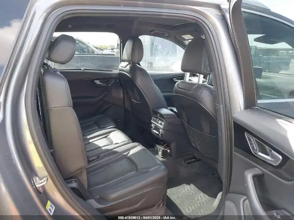 WA1LHAF74HD045487 2017 AUDI Q7 - Image 8