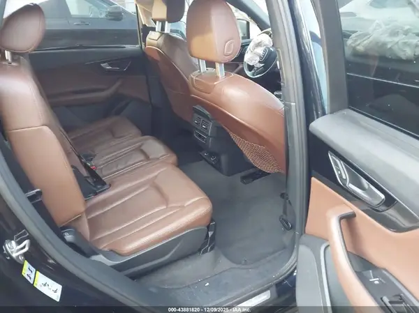 WA1LHAF74HD049832 2017 AUDI Q7 - Image 8