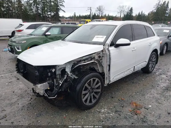 WA1LHAF74JD002452 2018 AUDI Q7 - Image 2