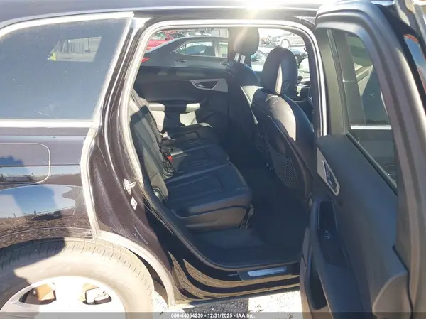 WA1LHAF74JD004573 2018 AUDI Q7 - Image 8