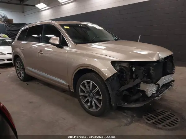 WA1LHAF74JD008557 2018 AUDI Q7 - Image 1