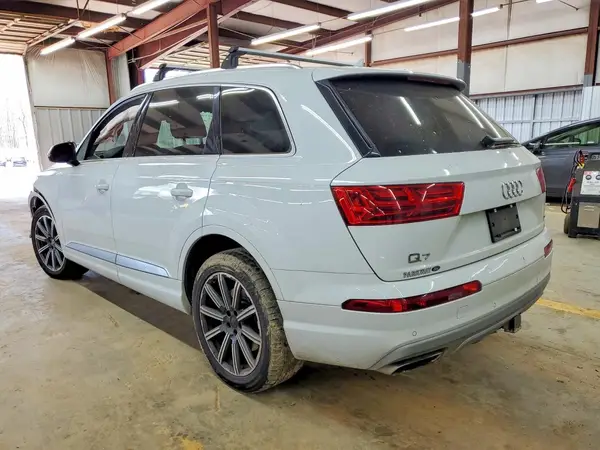 WA1LHAF74JD022457 2018 AUDI Q7 - Image 2