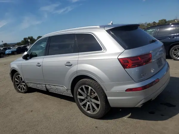WA1LHAF74JD025665 2018 AUDI Q7 - Image 2