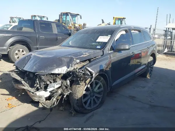 WA1LHAF74JD043034 2018 AUDI Q7 - Image 2