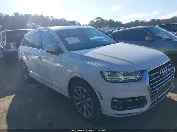 WA1LHAF74JD051957 2018 AUDI Q7 - Image 1