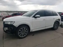 WA1LHAF74KD015610 2019 AUDI Q7