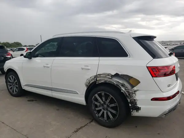 WA1LHAF74KD015610 2019 AUDI Q7 - Image 2