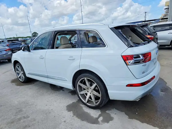 WA1LHAF74KD022668 2019 AUDI Q7 - Image 2
