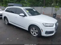 WA1LHAF74KD025148 2019 AUDI Q7