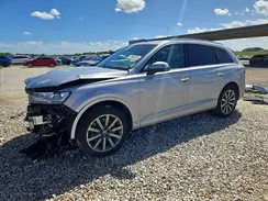 WA1LHAF74KD027403 2019 AUDI Q7