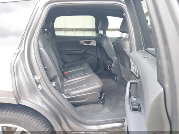 WA1LHAF74KD031547 2019 AUDI Q7 - Image 8