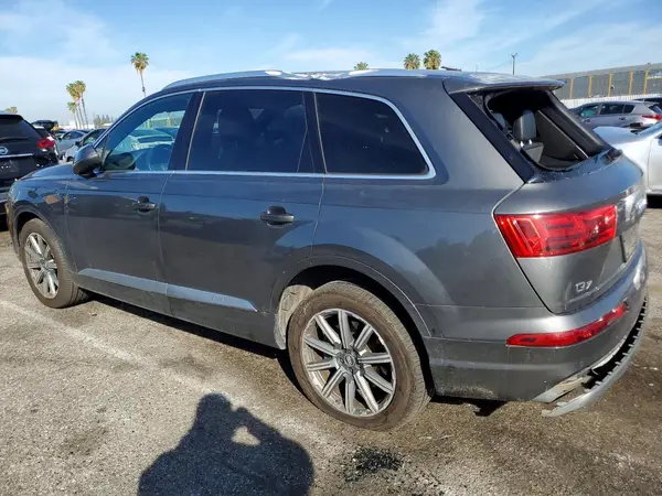 WA1LHAF74KD035520 2019 AUDI Q7 - Image 2