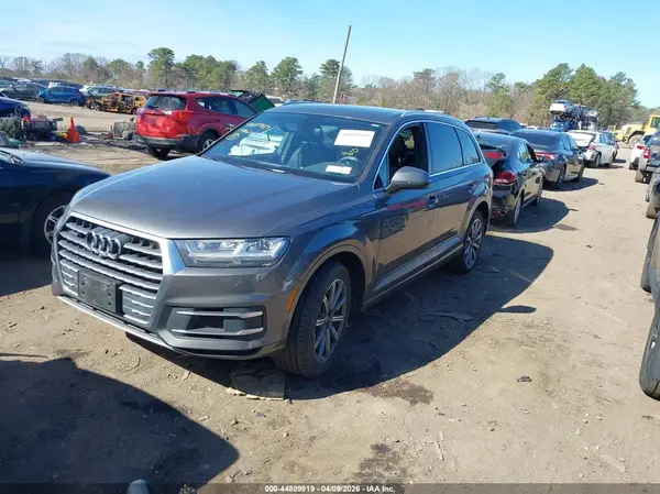 WA1LHAF74KD037266 2019 AUDI Q7 - Image 2