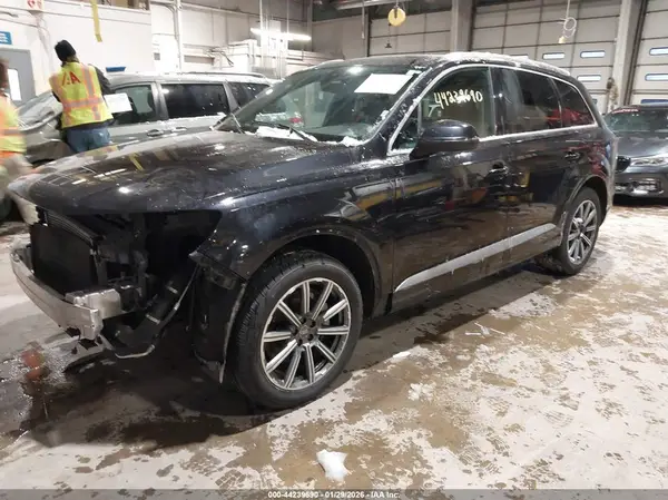 WA1LHAF74KD038417 2019 AUDI Q7 - Image 2