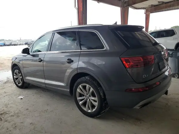 WA1LHAF74KD038949 2019 AUDI Q7 - Image 2