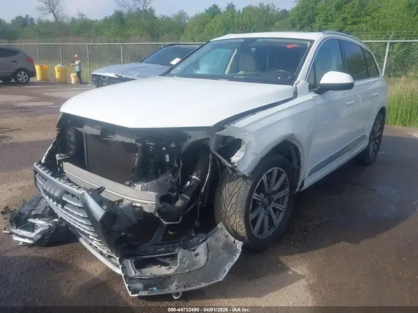WA1LHAF75HD042484 2017 AUDI Q7 - Image 2