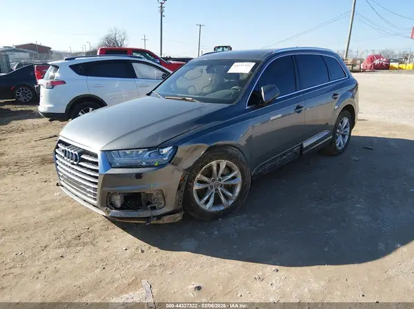 WA1LHAF75HD049600 2017 AUDI Q7 - Image 2