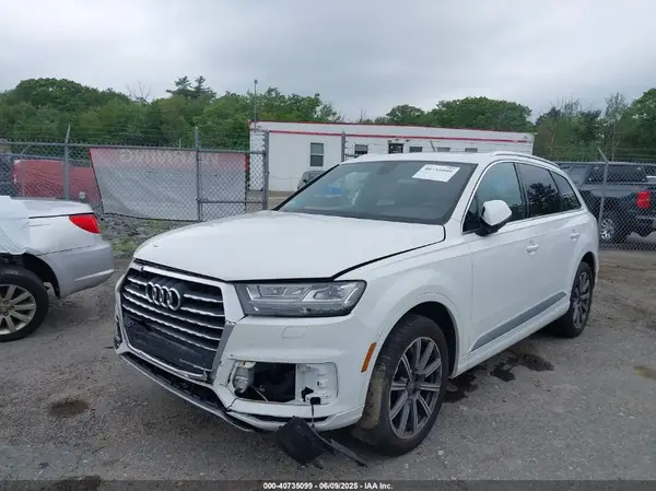 WA1LHAF75JD001374 2018 AUDI Q7 - Image 2