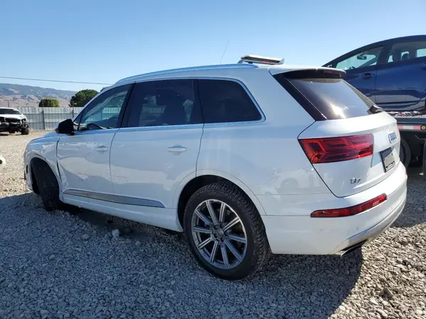 WA1LHAF75JD020765 2018 AUDI Q7 - Image 2