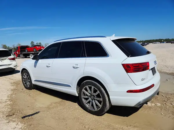 WA1LHAF75JD024718 2018 AUDI Q7 - Image 2