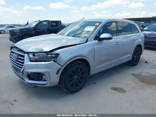 WA1LHAF75JD039476 2018 AUDI Q7 - Image 2