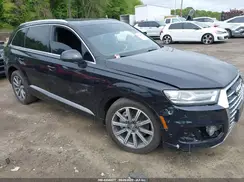 WA1LHAF75JD051157 2018 AUDI Q7