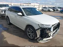 WA1LHAF75KD015972 2019 AUDI Q7