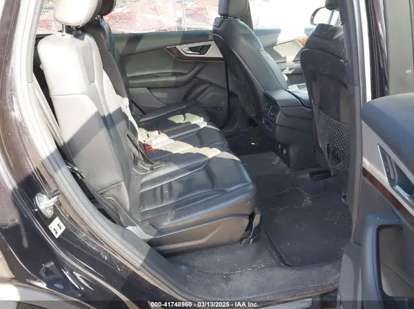 WA1LHAF75KD023537 2019 AUDI Q7 - Image 8