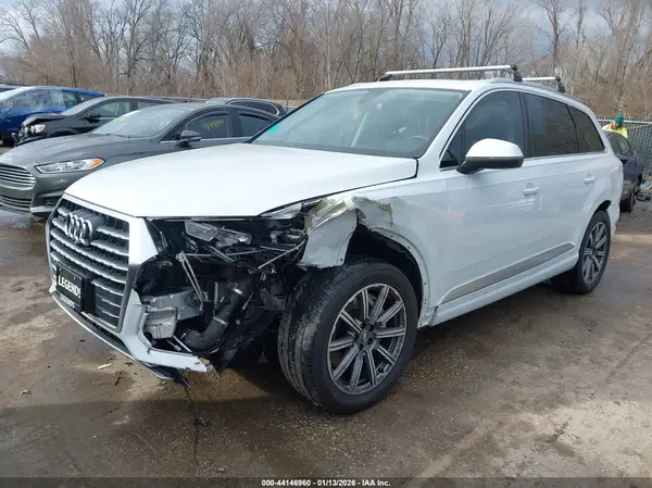 WA1LHAF75KD023568 2019 AUDI Q7 - Image 2