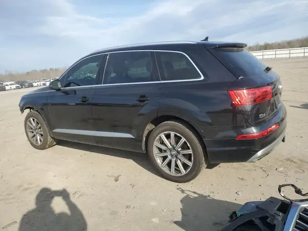 WA1LHAF75KD027586 2019 AUDI Q7 - Image 2