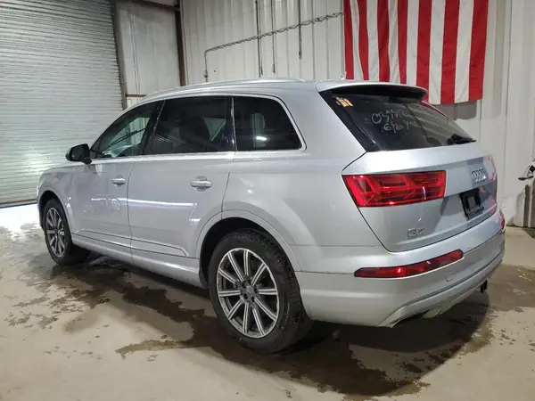WA1LHAF75KD035512 2019 AUDI Q7 - Image 2