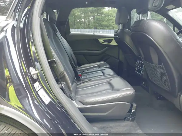 WA1LHAF75KD037504 2019 AUDI Q7 - Image 8