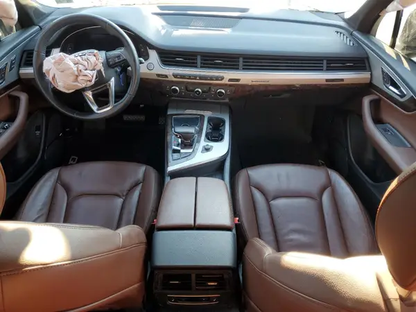 WA1LHAF75KD038765 2019 AUDI Q7 - Image 8