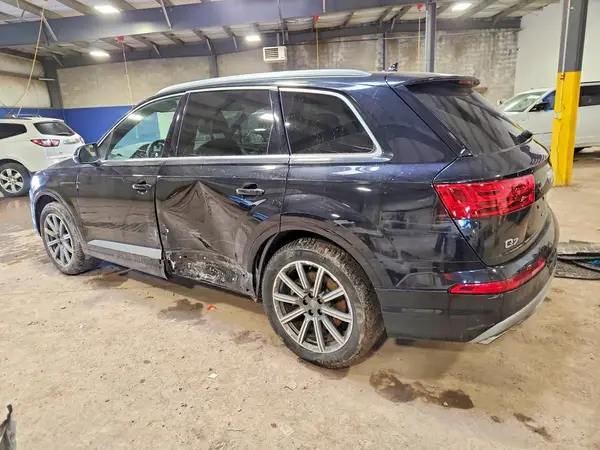 WA1LHAF75KD044873 2019 AUDI Q7 - Image 2