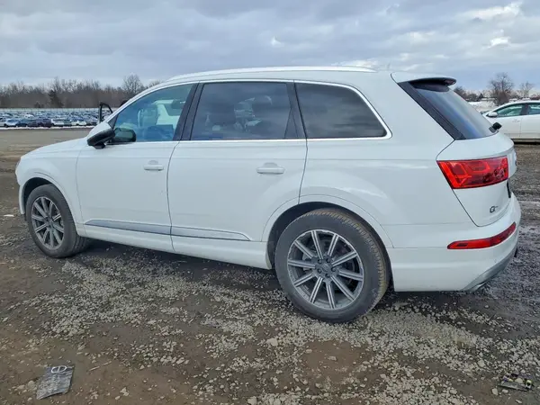 WA1LHAF75KD047319 2019 AUDI Q7 - Image 2
