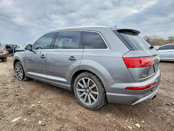 WA1LHAF76HD046897 2017 AUDI Q7 - Image 2