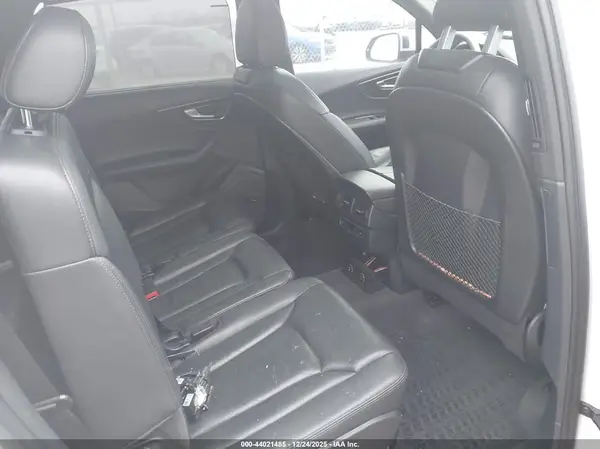 WA1LHAF76HD051677 2017 AUDI Q7 - Image 8