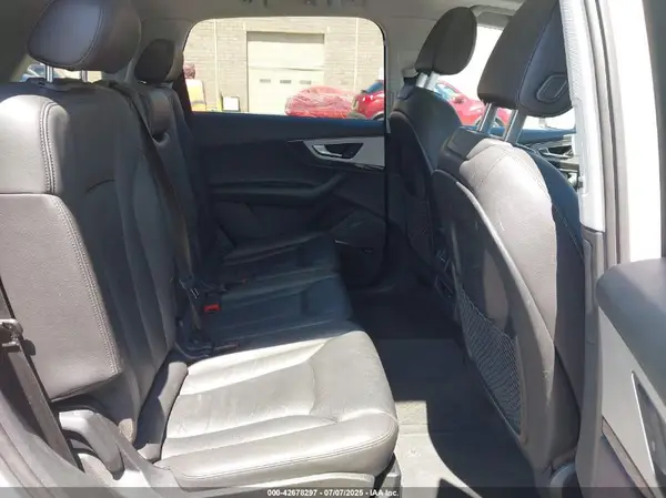 WA1LHAF76JD011735 2018 AUDI Q7 - Image 8