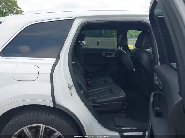 WA1LHAF76JD020001 2018 AUDI Q7 - Image 8