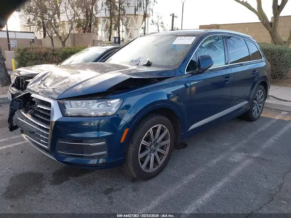 WA1LHAF76JD031564 2018 AUDI Q7 - Image 2
