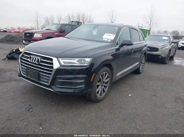 WA1LHAF76JD051118 2018 AUDI Q7 - Image 2