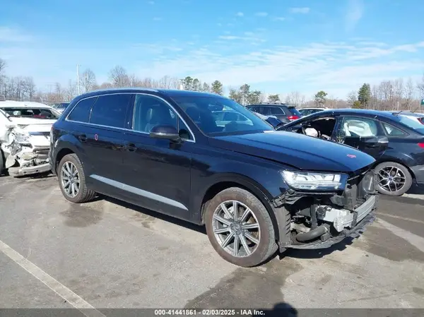 WA1LHAF76KD025846 2019 AUDI Q7 - Image 1