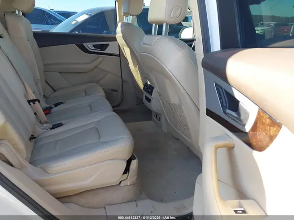 WA1LHAF76KD039570 2019 AUDI Q7 - Image 8