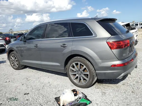 WA1LHAF77HD052739 2017 AUDI Q7 - Image 2