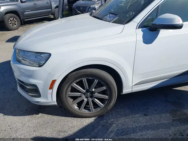 WA1LHAF77HD053552 2017 AUDI Q7 - Image 2