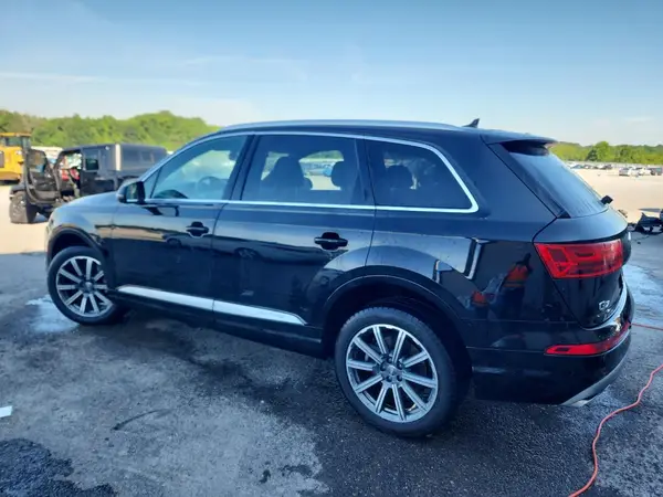 WA1LHAF77HD056256 2017 AUDI Q7 - Image 2