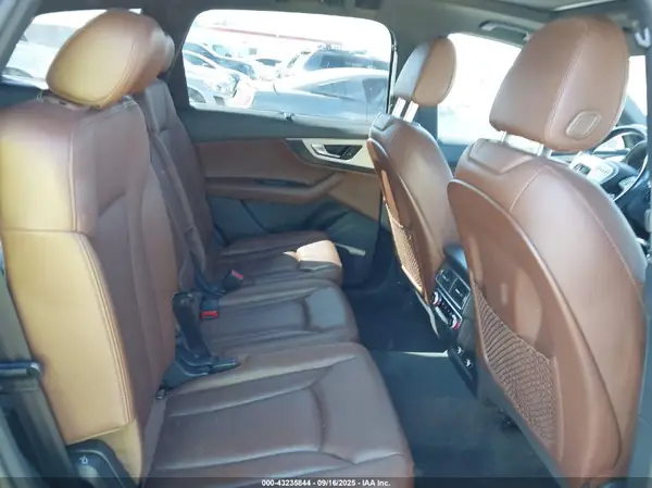 WA1LHAF77JD024851 2018 AUDI Q7 - Image 8