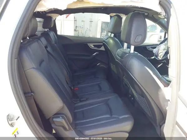 WA1LHAF77JD027166 2018 AUDI Q7 - Image 8