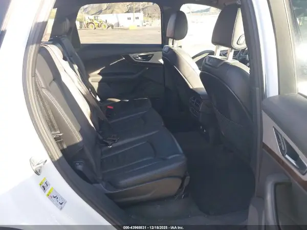 WA1LHAF77JD034103 2018 AUDI Q7 - Image 8