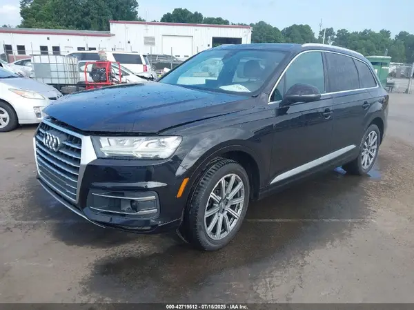 WA1LHAF77JD039446 2018 AUDI Q7 - Image 2